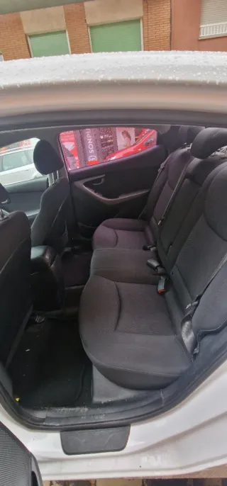 Hyundai Elantra 2014