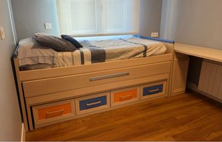Cama juvenil con escritorio y cajones