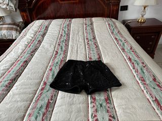 Pantalón corto negro lentejuelas