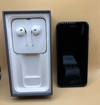 iPhone 8 64GB Grigio Siderale + Accessori