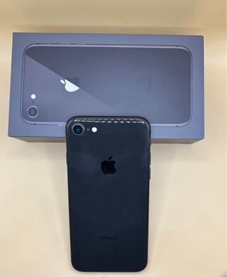iPhone 8 64GB Grigio Siderale + Accessori
