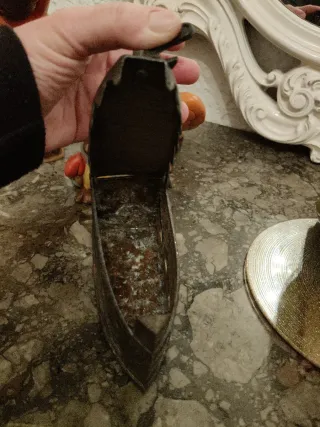 Ferro da stiro antico