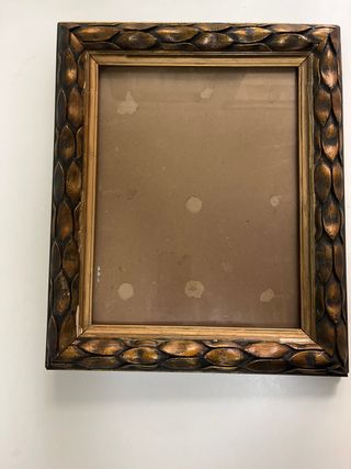 Marco cuadro muy antiguo hecho a mano pan de oro