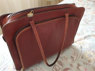 Maletín de piel