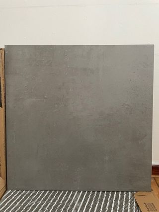 Suelo porcelánico gris