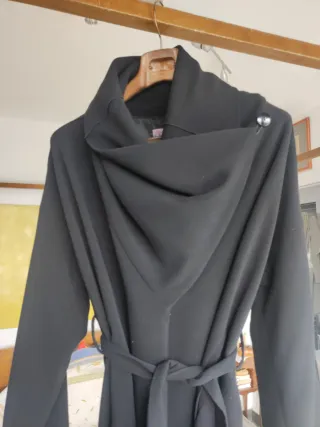 Abrigo largo negro mujer