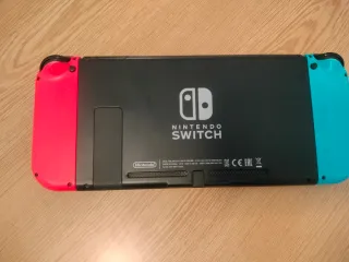 Nintendo Switch Azul y Rojo