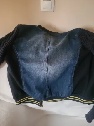 Cazadora Desigual vaquera patchwork