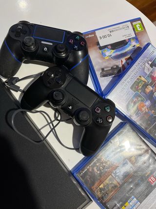 Consola PS4 Negra + 2 Mandos + Juegos