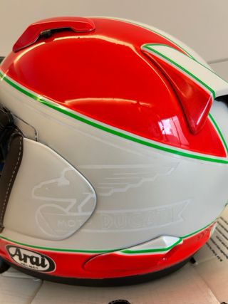 Espectacular Casco Arai QV PRO Ducati Talla XS