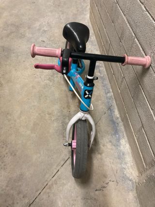 Bici sin pedales azul y rosa