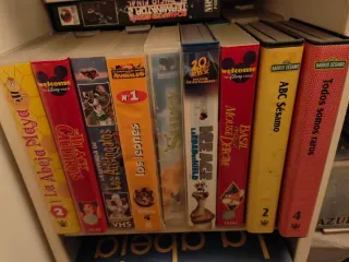 Lote Películas VHS Disney, Warner, Pokémon