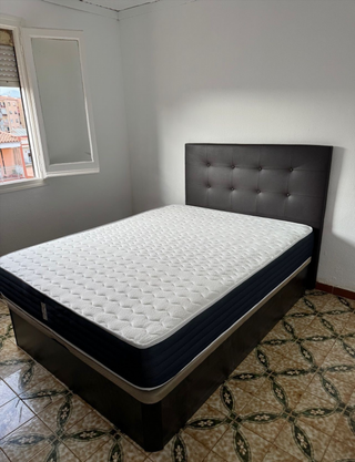 LIQUIDACIÓN EN Canapés abatibles y colchones