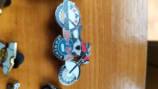 Lotes Pines Hard Rock Cafe