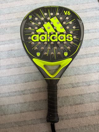 Pala de pádel Adidas V6 Negra y Flúor