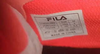 Zapatillas Fila Naranja y Gris
