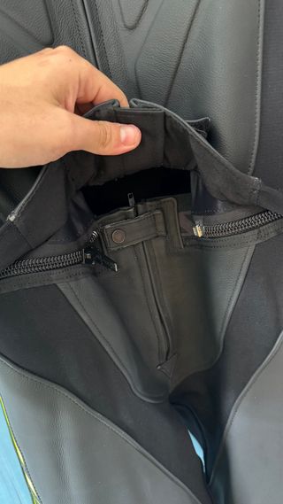 Mono Dainese Avro 4 Talla 48 Fluor amarillo