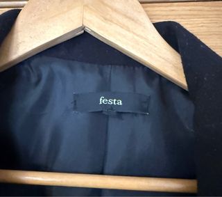 Abrigo Elegante FESTA Negro Talla 46 – Buen Estado