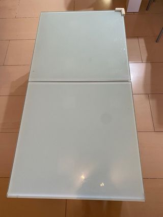 Mesa de centro cristal y metal gris