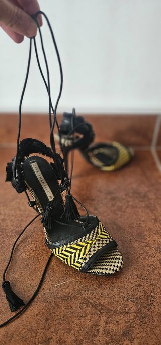 Sandalias Zara Tacón Talla 38
