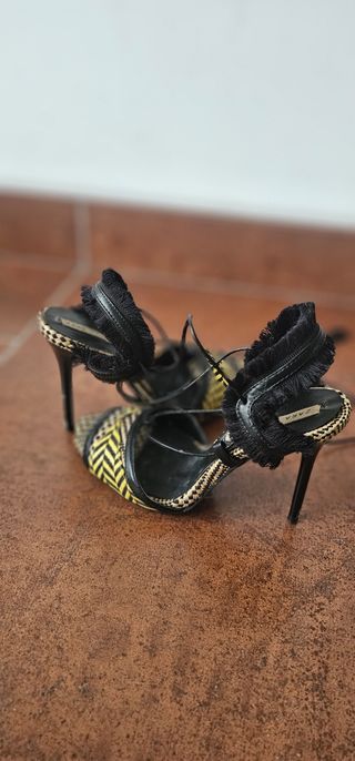 Sandalias Zara Tacón Talla 38