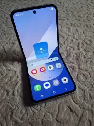 Samsung Galaxy Z Flip 6 Plata Impecable