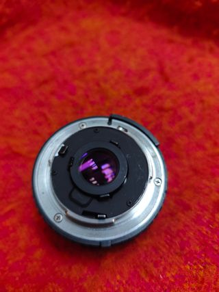 Nikon Serie E 28mm f/2.8