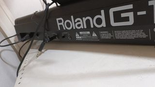 Roland G-1000. Teclado - Workstation