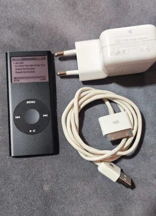 iPod Nano 2ª Gen 8GB + Cable + Cargador