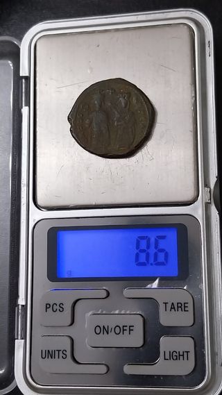 Follis Focas Leontia