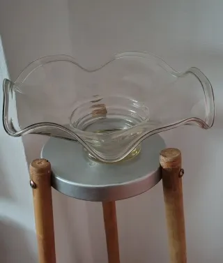 Ciotola vintage in vetro con base