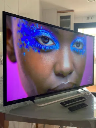 TELEVISOR SONY SMART TV 42 PULGADAS