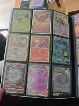Cartas Pokémon sueltas