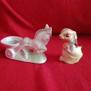 Lote de 4  figuras decorativas