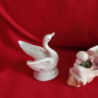 Lote de 4  figuras decorativas