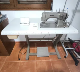 Máquina de coser Sigma B-652/3
