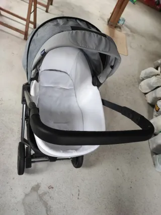 Carretto 3 in 1: seggiolino auto, seggiolino e ovetto per neonati