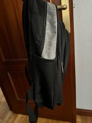 Mochila Oromi Negra y Gris