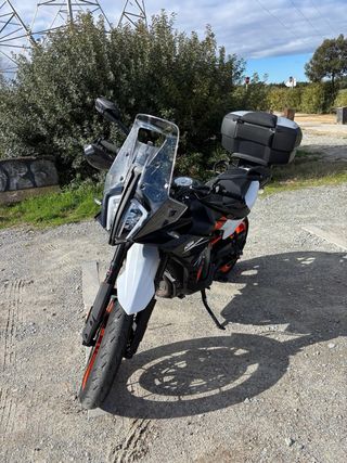 KTM 890 SMT 2023