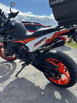 KTM 890 SMT 2023