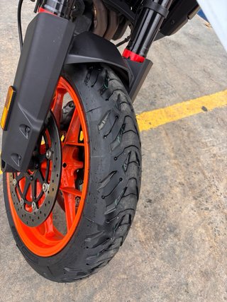 KTM 890 SMT 2023