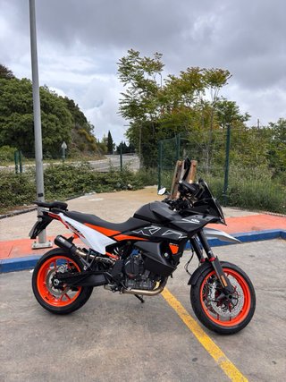KTM 890 SMT 2023