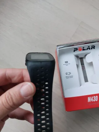 Polar M430 Negro con Caja y cable de carga