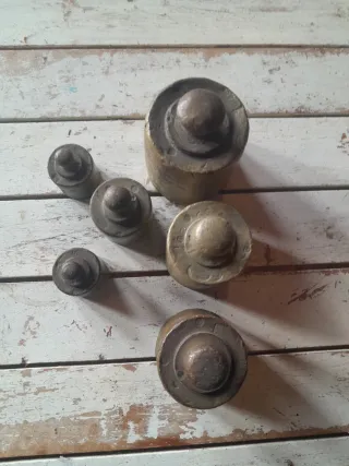 Antiche bilance in bronzo vintage