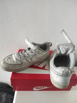 Scarpe Nike n.34 grigio/bianco