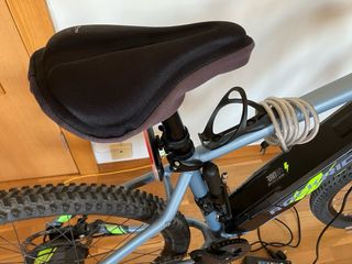 Bicicleta Eléctrica Rockrider + Portabicis + pack