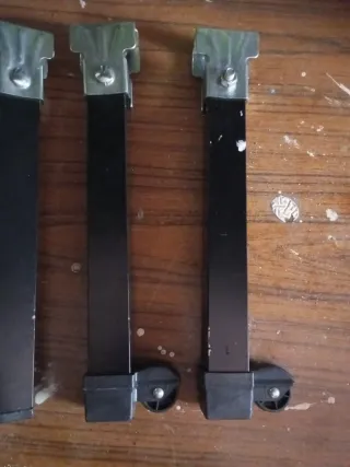 Somier de láminas 135 cm con pies soporte