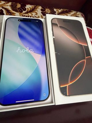 iPhone 16 Pro Max 256GB Dorado