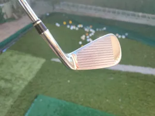 Hierro 3 Wilson Staff PI7 ZURDO