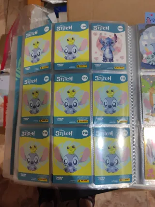Álbum Cromos Disney Stitch Panini. Intercambio